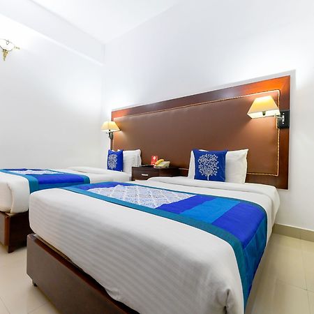 Hotel Oyo 7188 Ajantha Regency Kochi Exteriér fotografie